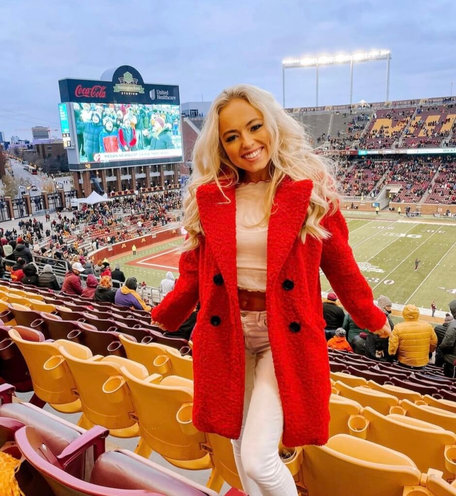 A Super Bowl outfit.