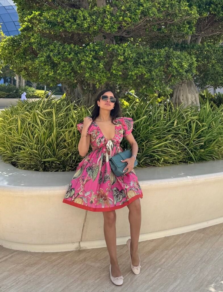 A summer vacation outfit.