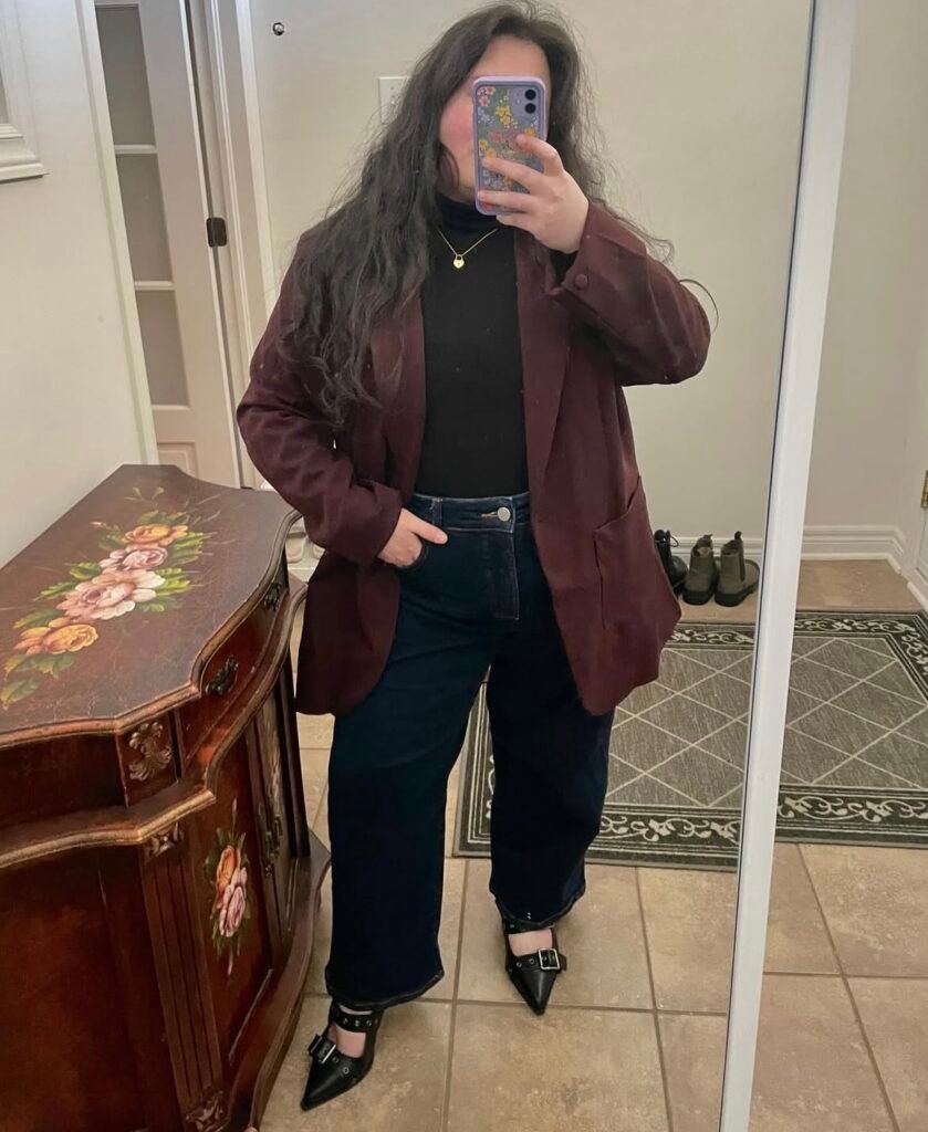 A plus size work outfit.