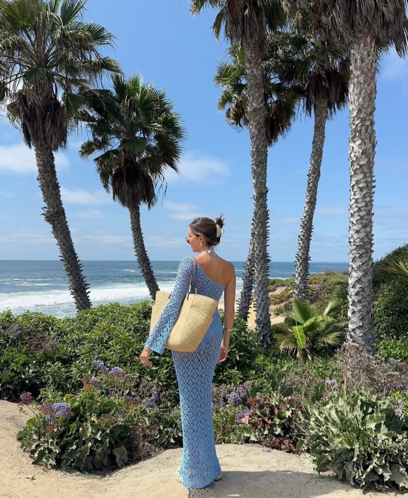 A summer vacation outfit.