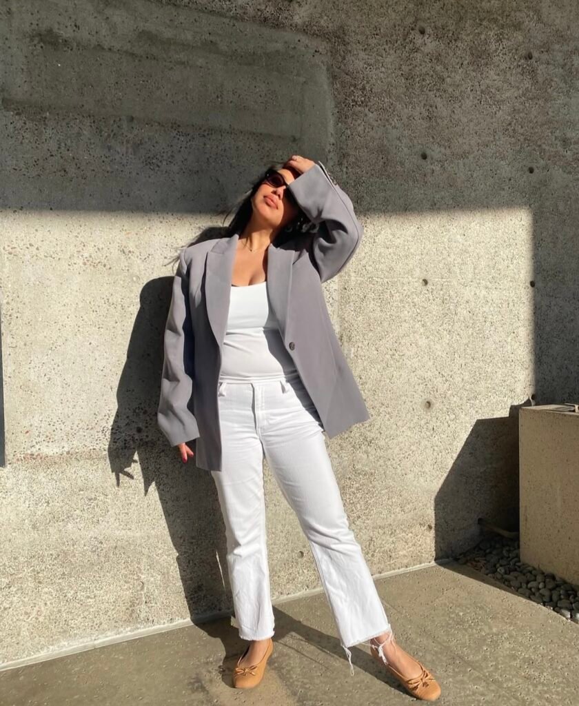 A business casual outfit.