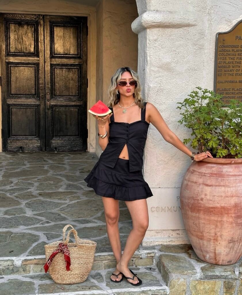 A summer vacation outfit.