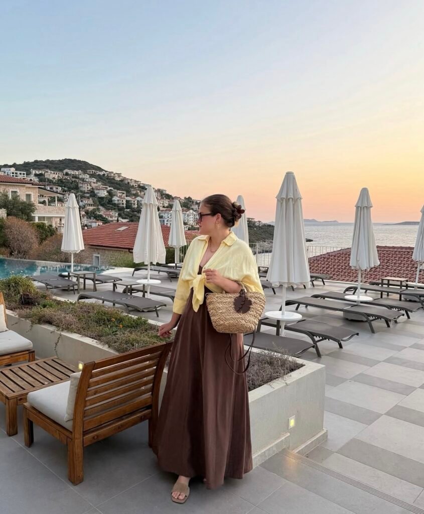 A summer vacation outfit.