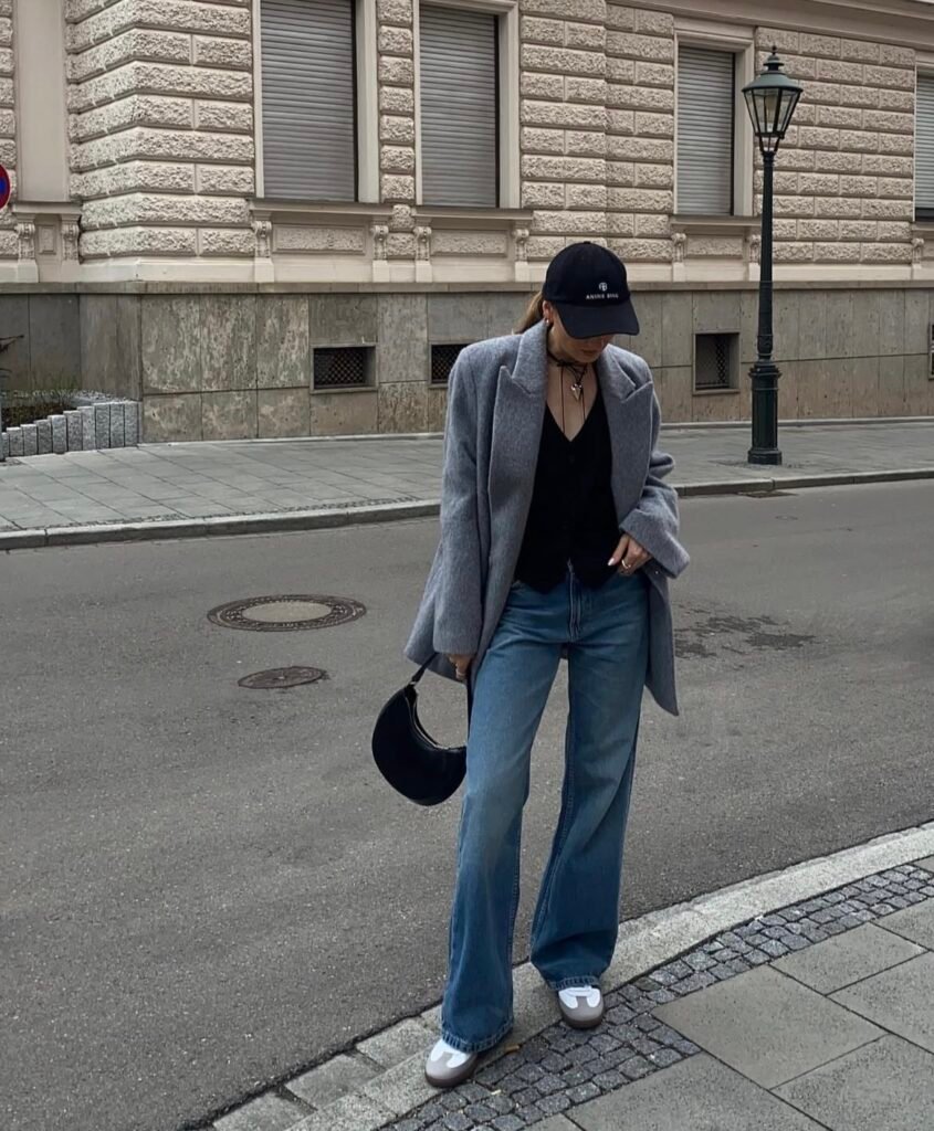 A blazer and jeans outfit.