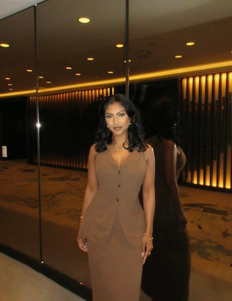 A business casual outfit.