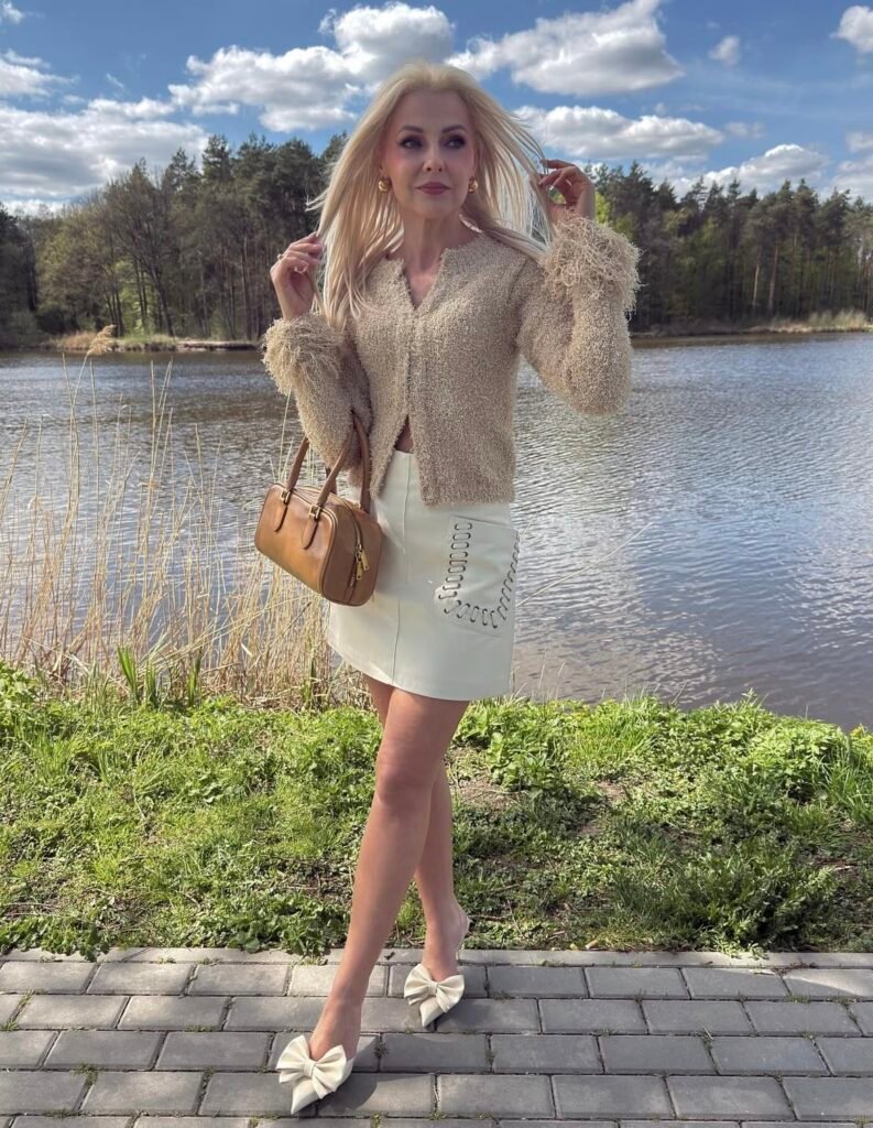 An Easter outfit for ladies.