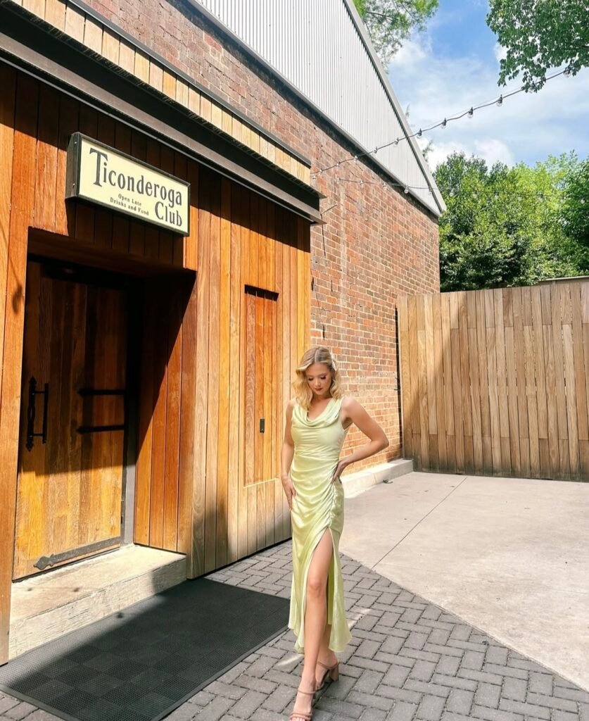 An Easter outfit for ladies.