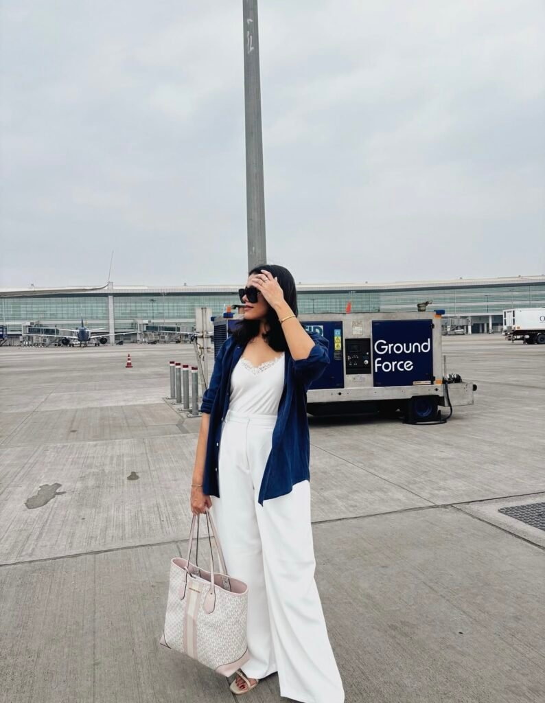 A comfy travel outfit.