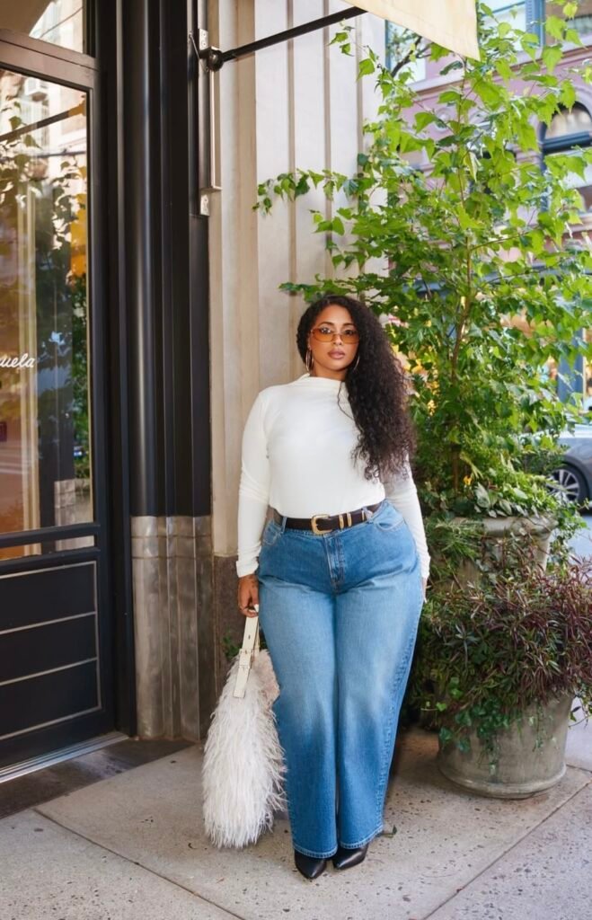 A plus size work outfit.