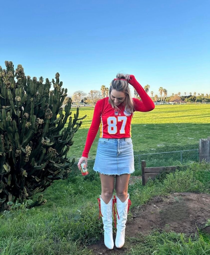A Super Bowl outfit.