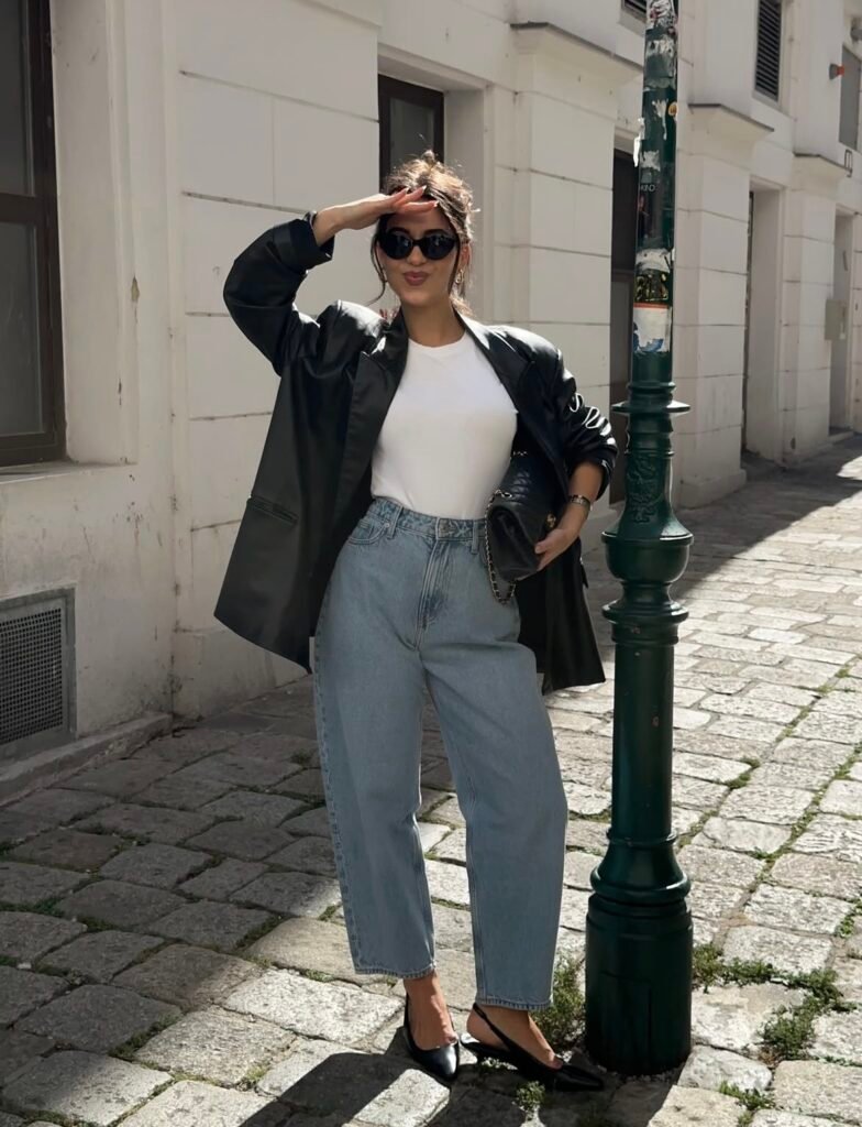 A 90s fashion outfit.