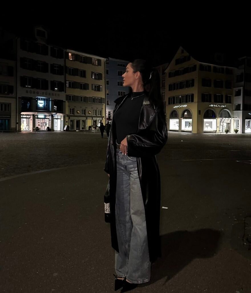 A jeans and heels outfit.