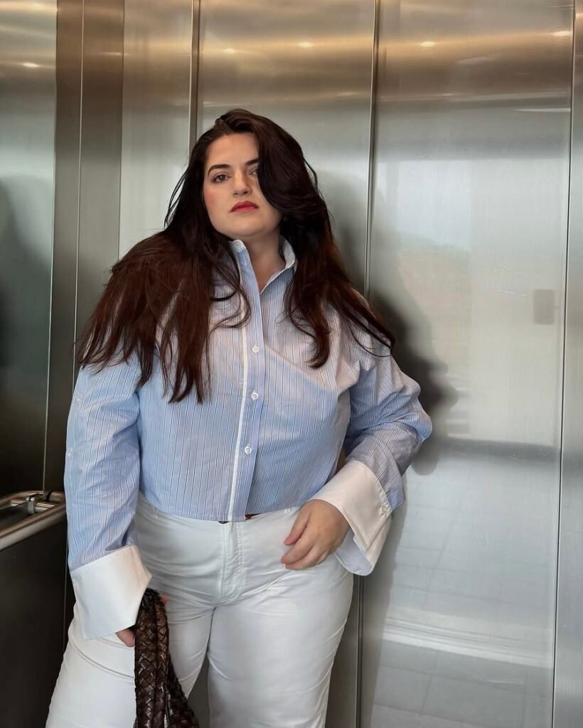 A plus size business casual.