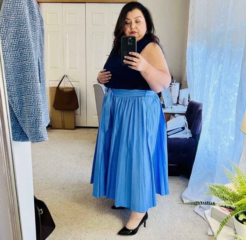 A plus size business casual.