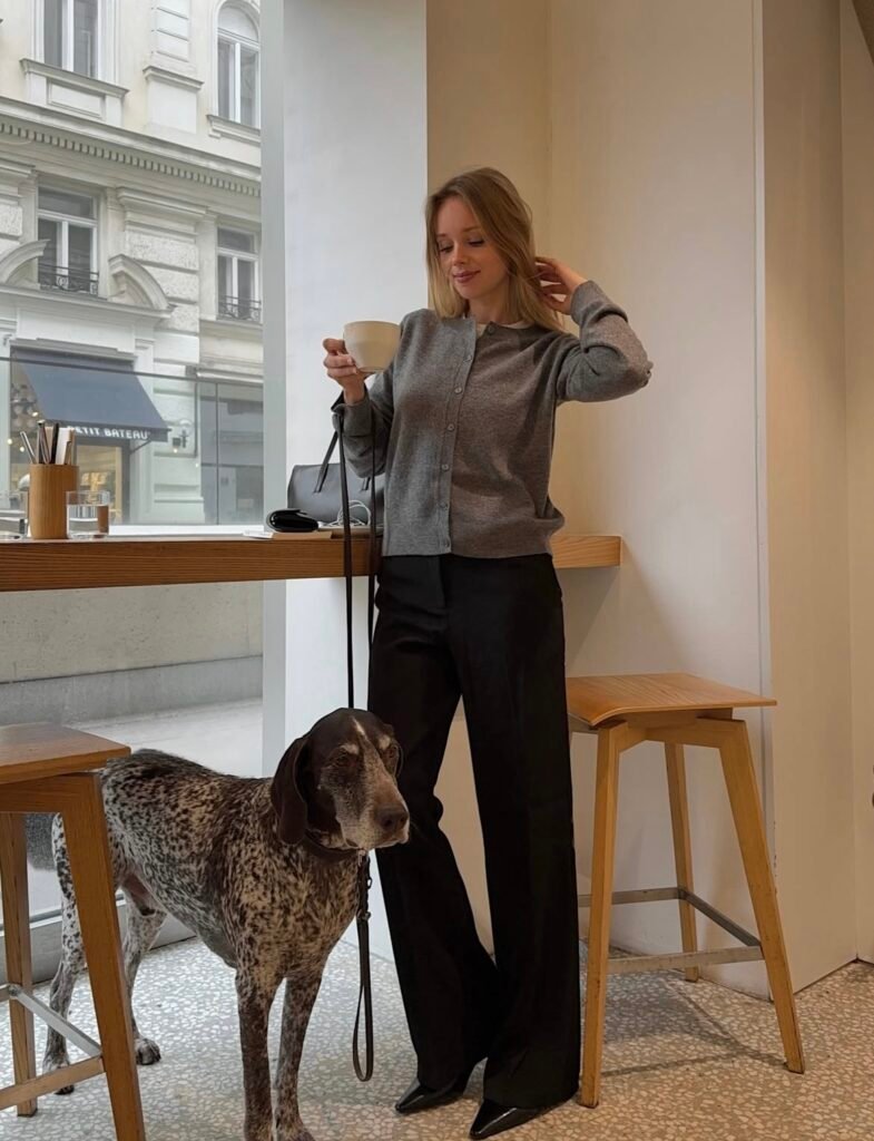 A 90s fashion outfit.