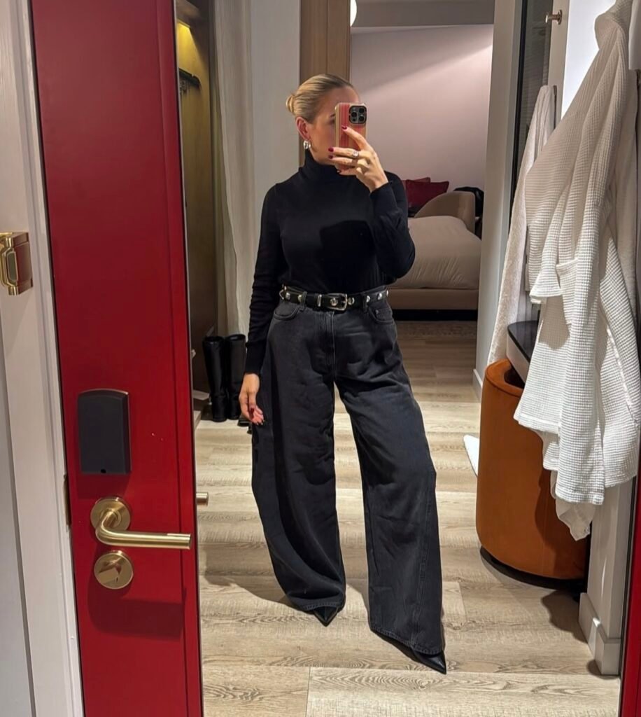 An outfit with black jeans.