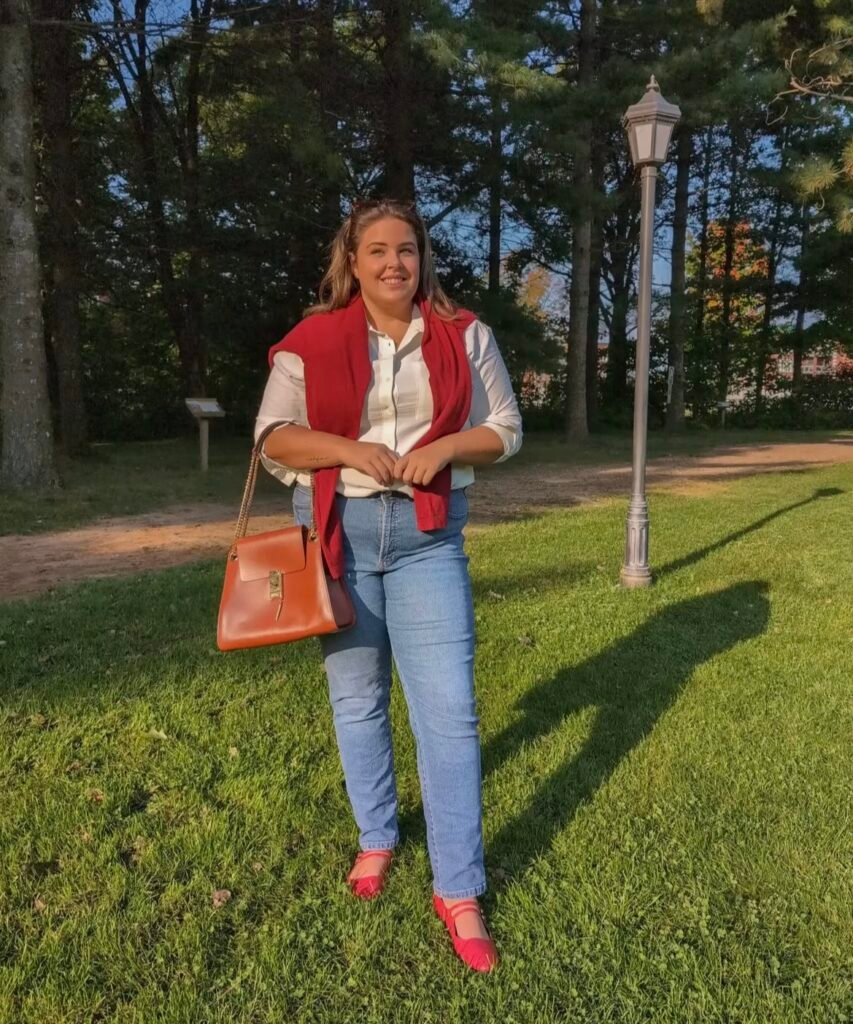 A plus size business casual.