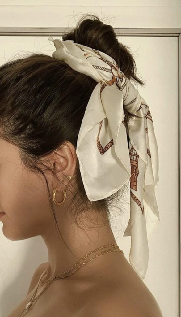 A women wearing a bandana.