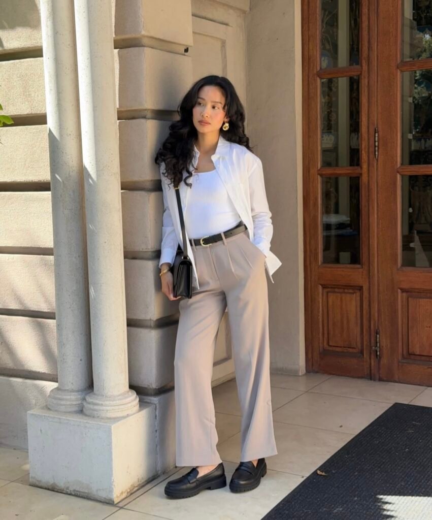 An outfit with wide leg pants.