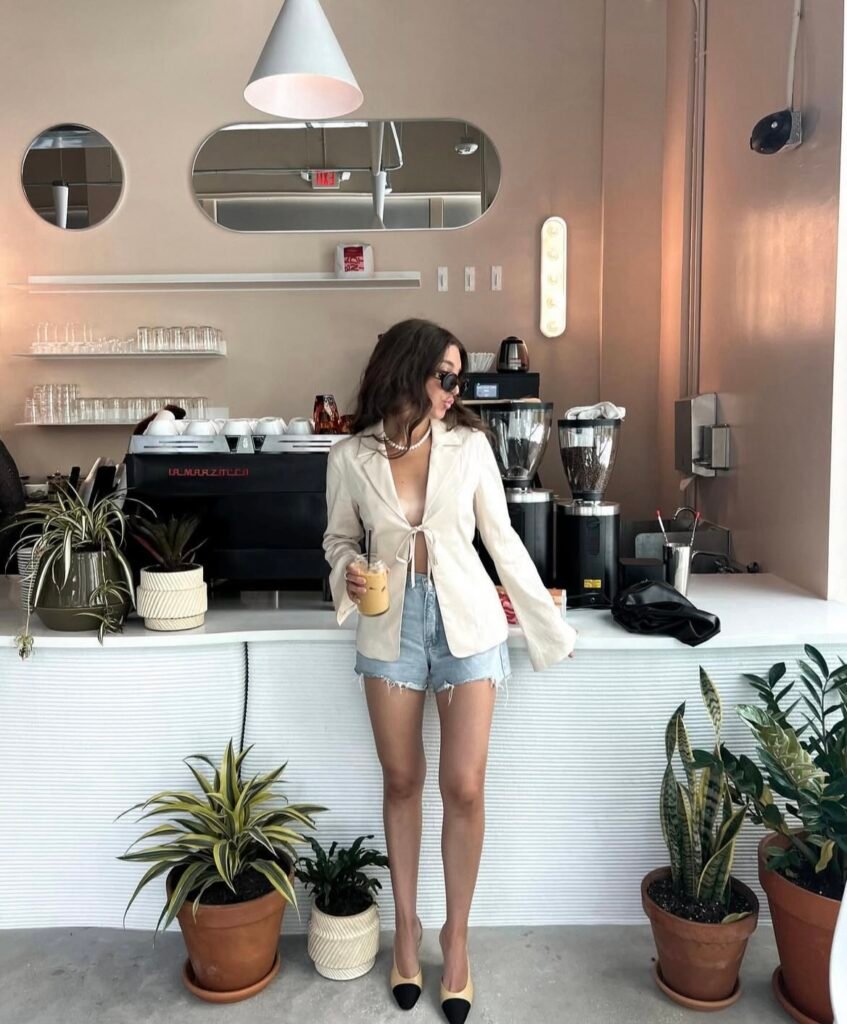 A casual brunch outfit.