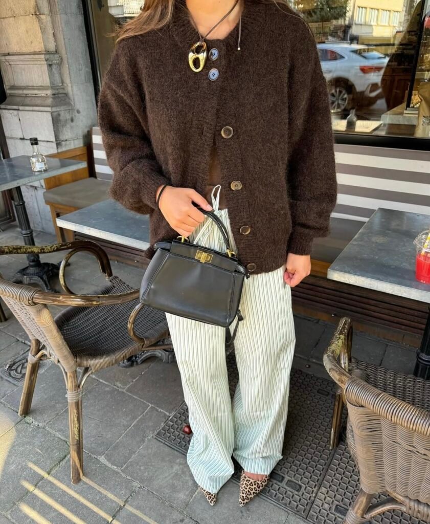 An outfit with wide leg pants.