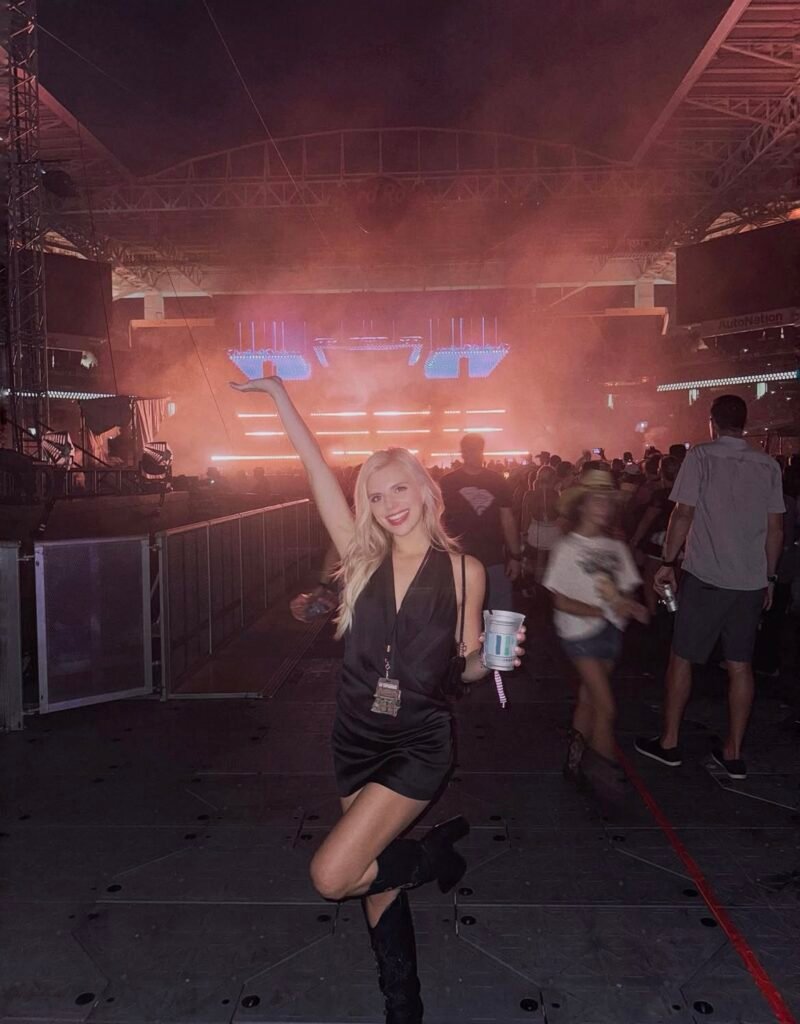 A country concert outfit.