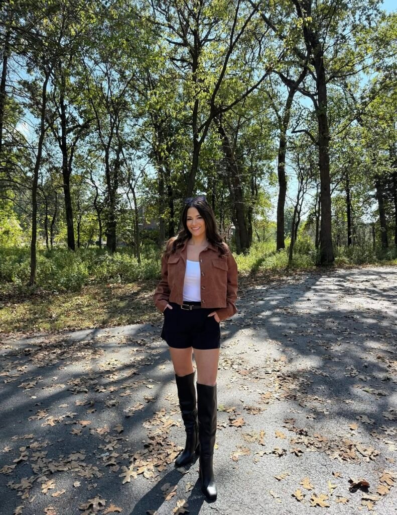 An outfit with shorts.