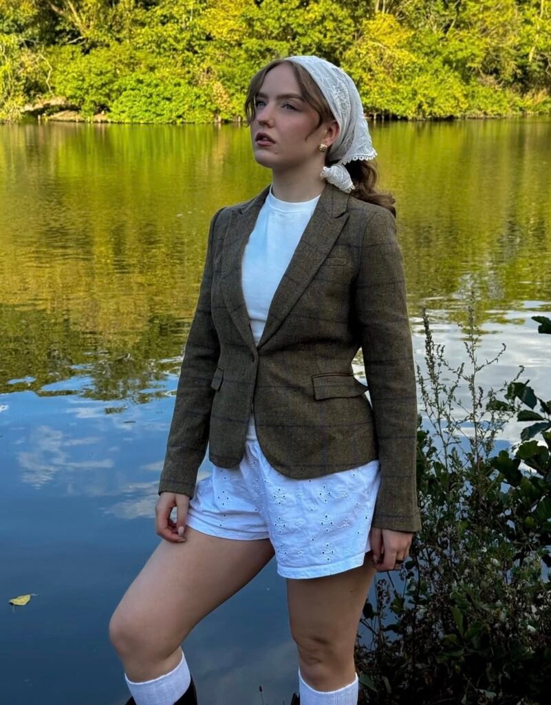 A cottagecore outfit.