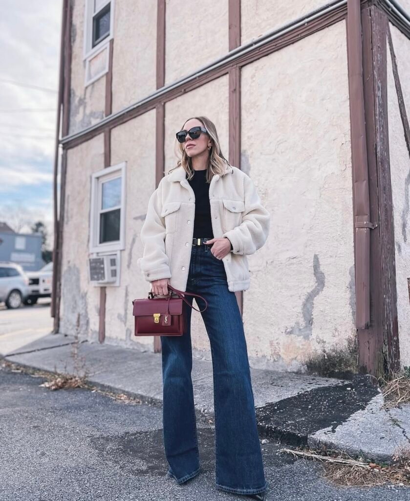 A flare jeans outfit.