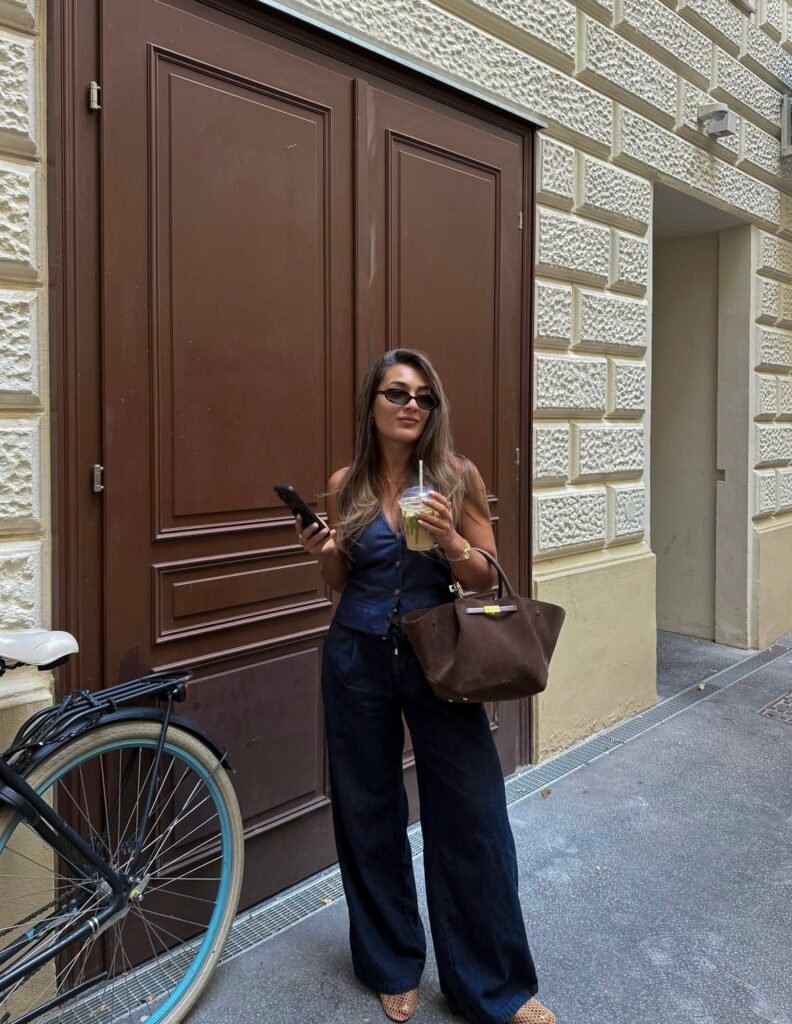 An outfit with wide leg pants.