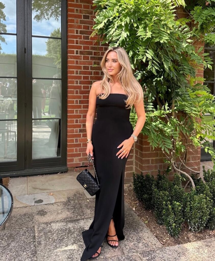 A black dress outfit.